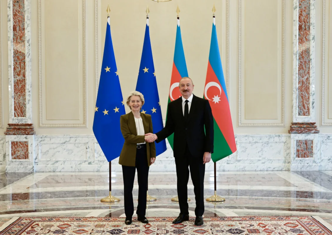 Prezident İlham Əliyevin Avropa Komissiyasının Prezidenti Ursula fon der Lyayenlə təkbətək görüşü olub
